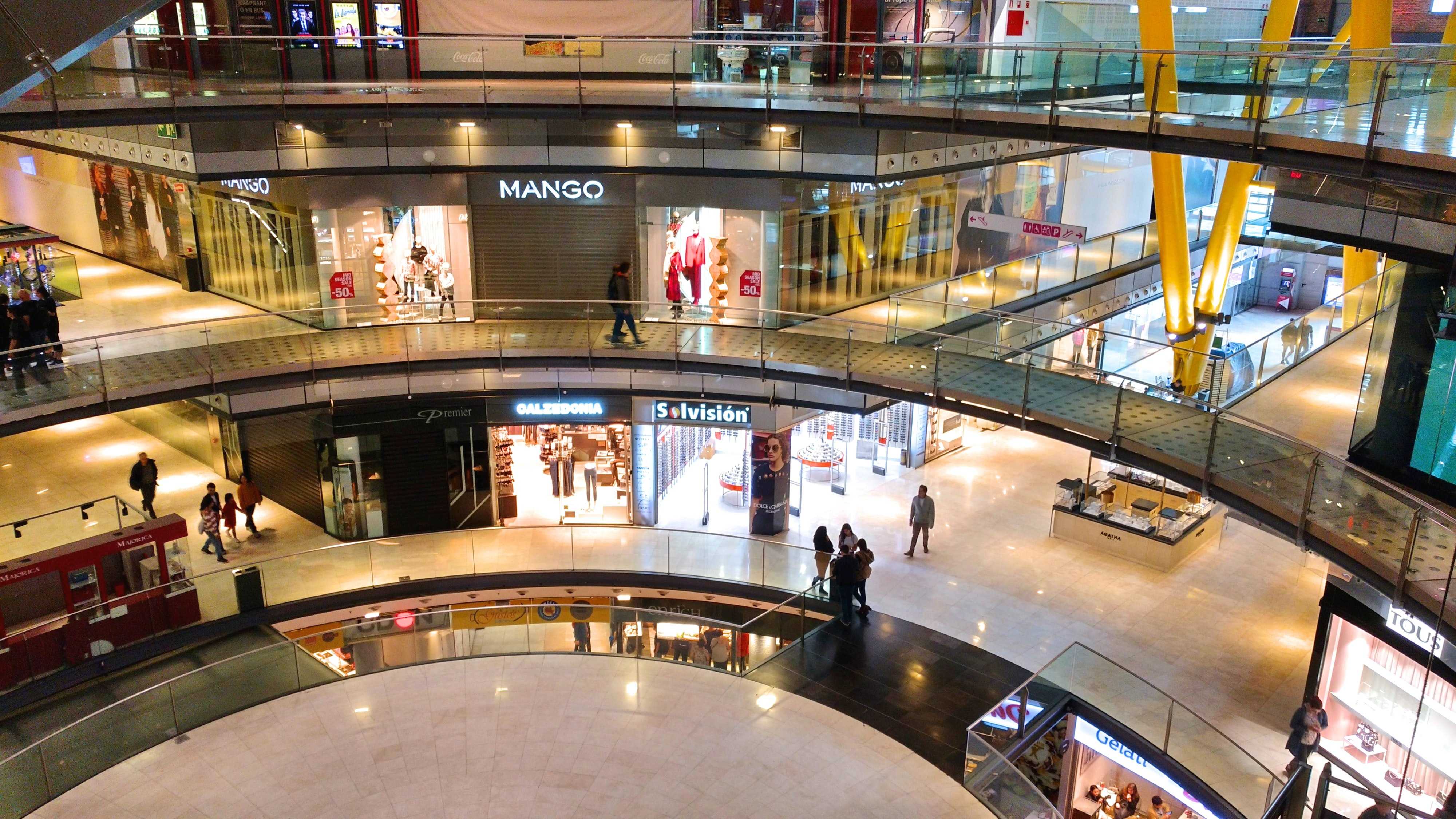 4. Traders, Wholesalers, Distributors & Retailers